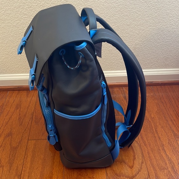 Coach Backpack leather Misnight Navy Racer Blue Drawstring & speedclip closures - Picture 7 of 15